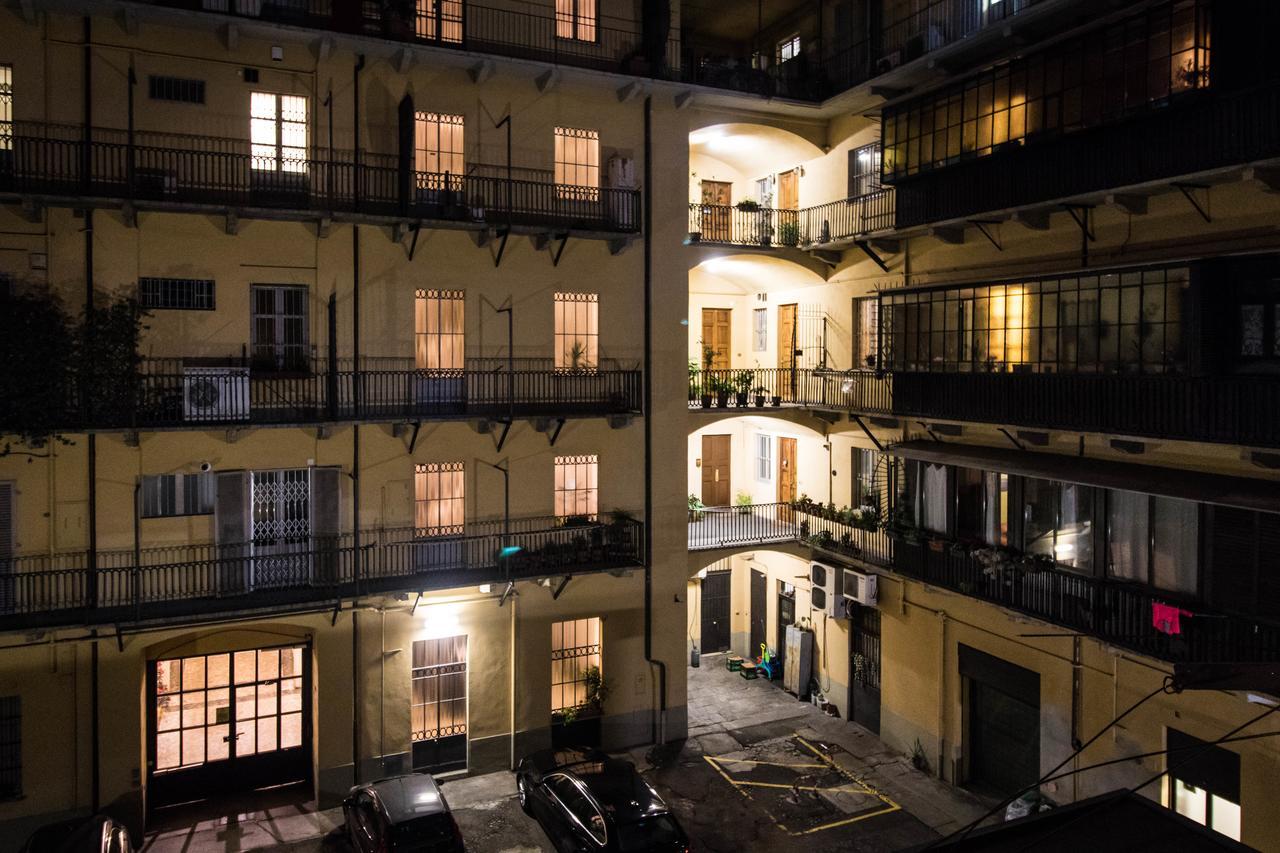 Azzurro Apartment ตูริน ภายนอก รูปภาพ